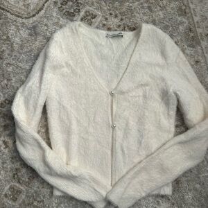 Abercrombie & Fitch Cream Fuzzy Cardigan